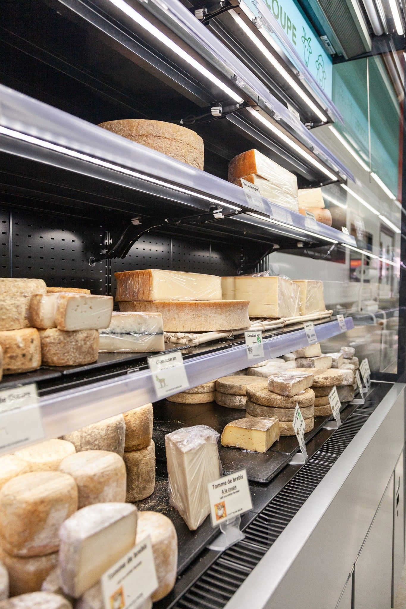 Hero, Saveurs de nos fermes, magasin de fromages à Albertville