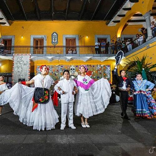 MARIACHI JALISCO DE TRINY MEZA - género folclórico