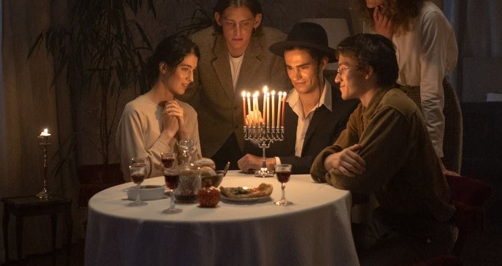 Jewish/ Kosher dinner table 