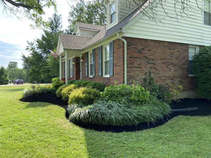 Beautiful Garden | Louisville, KY | B & B Landscapes