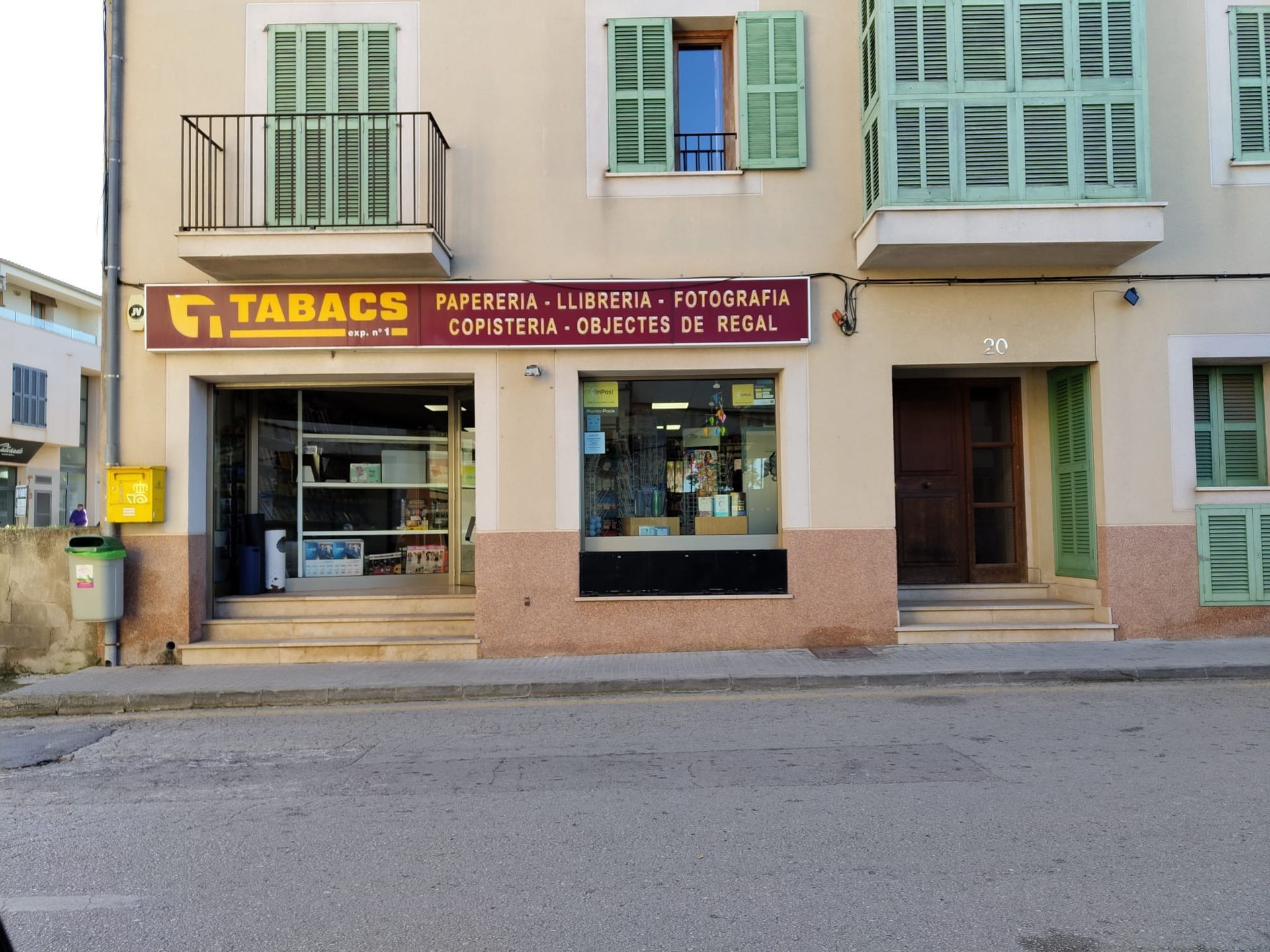 Fachada de tienda