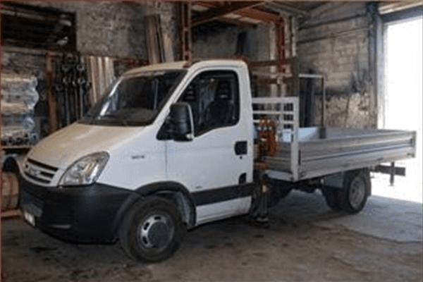 furgone per trasporto tapparelle