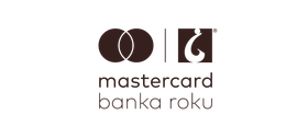 Logo Mastercard Banka Roku s černobílou ikonou a textem na bílém pozadí