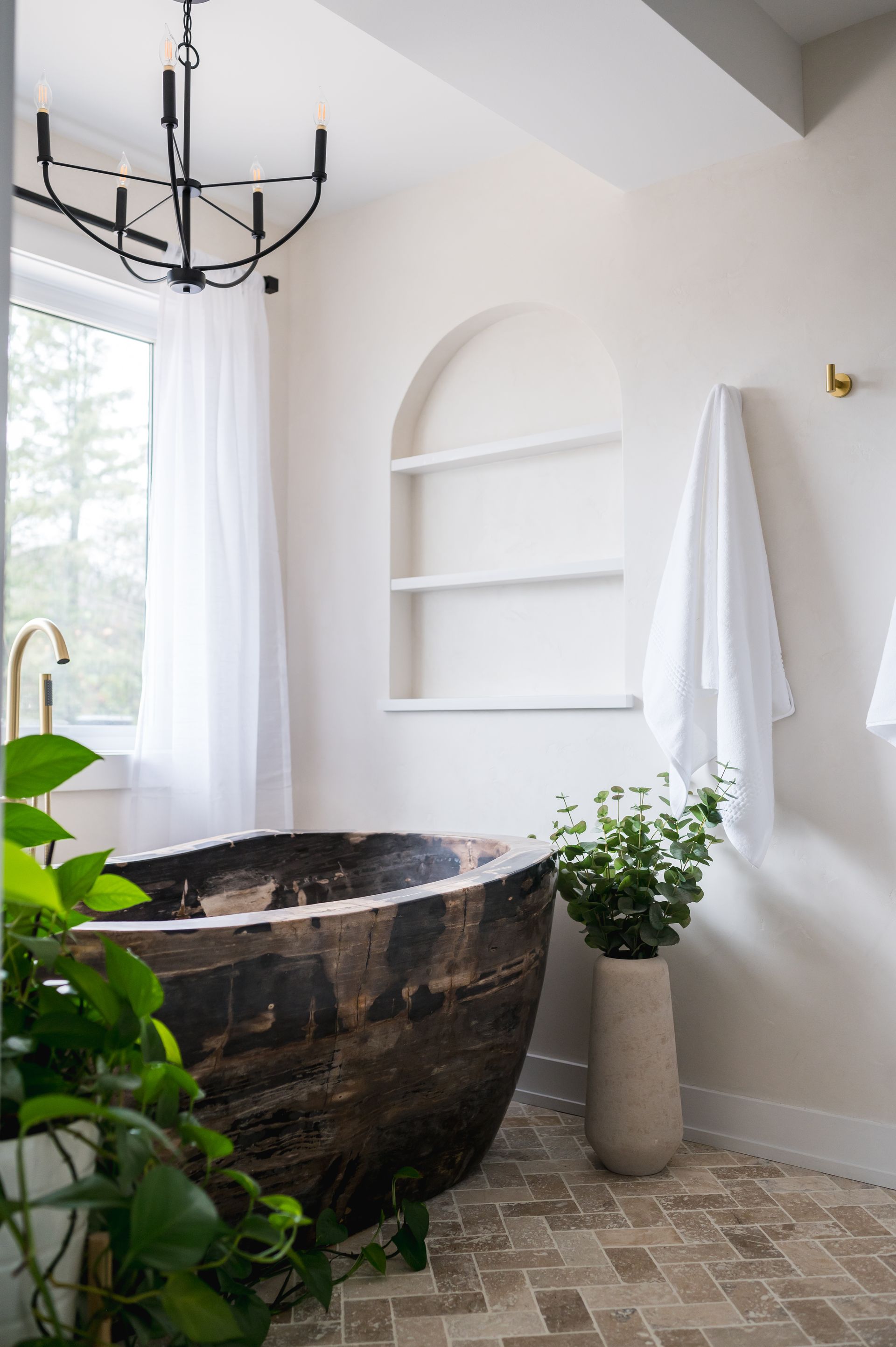 commercial renovation and remodeling Whitby | Large Scale Home Renovations Whitby