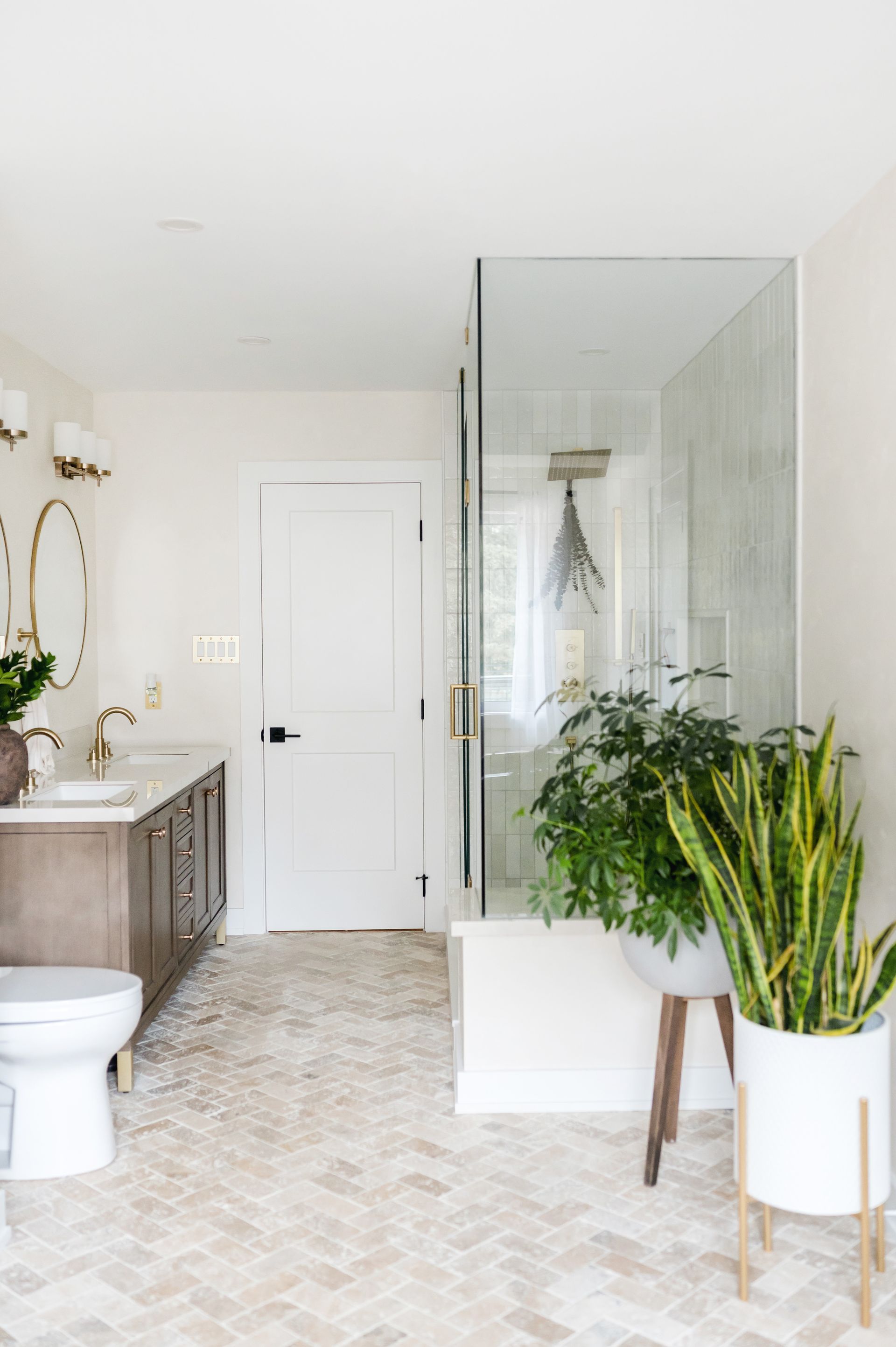 Custom Bathroom Renovation Oshawa | Outdoor living space builder Oshawa