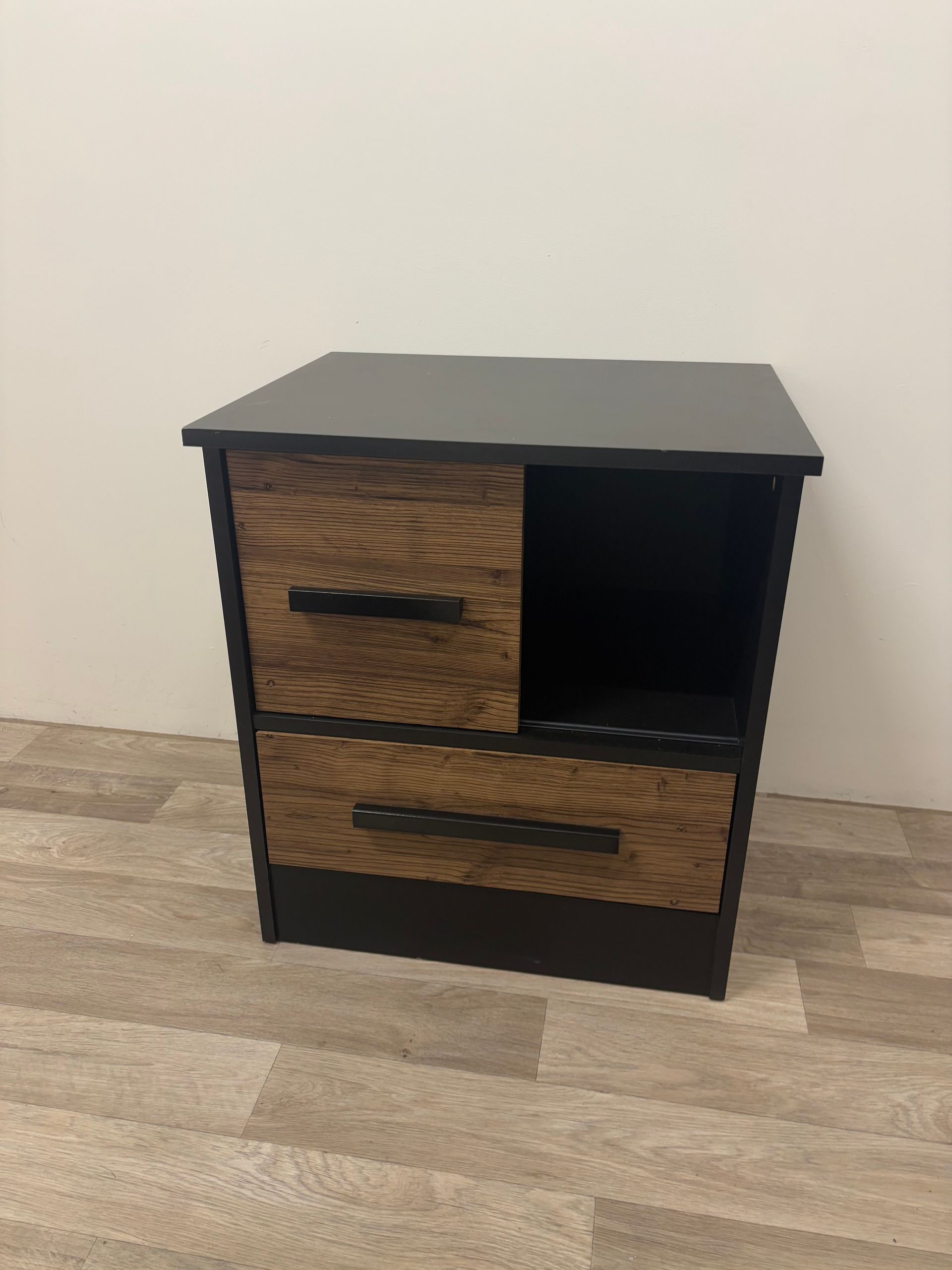 Slide Door / One Draw Bedside Table