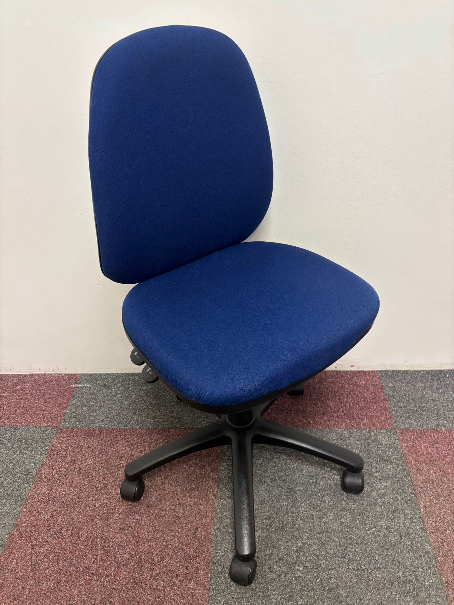 Used Operator Chair - Blue - Two Lever