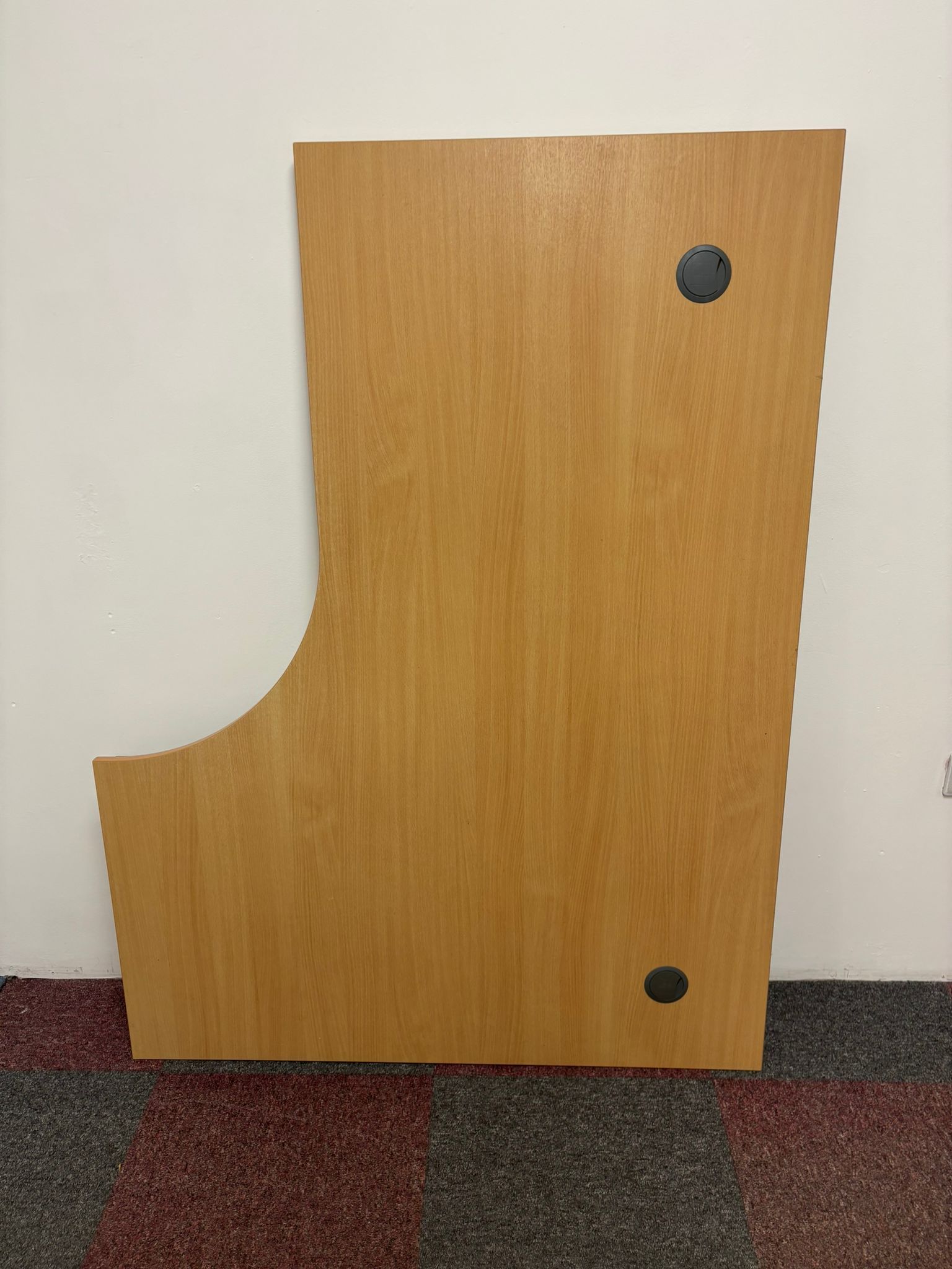 Used Right Hand Desk - 1600 mm
