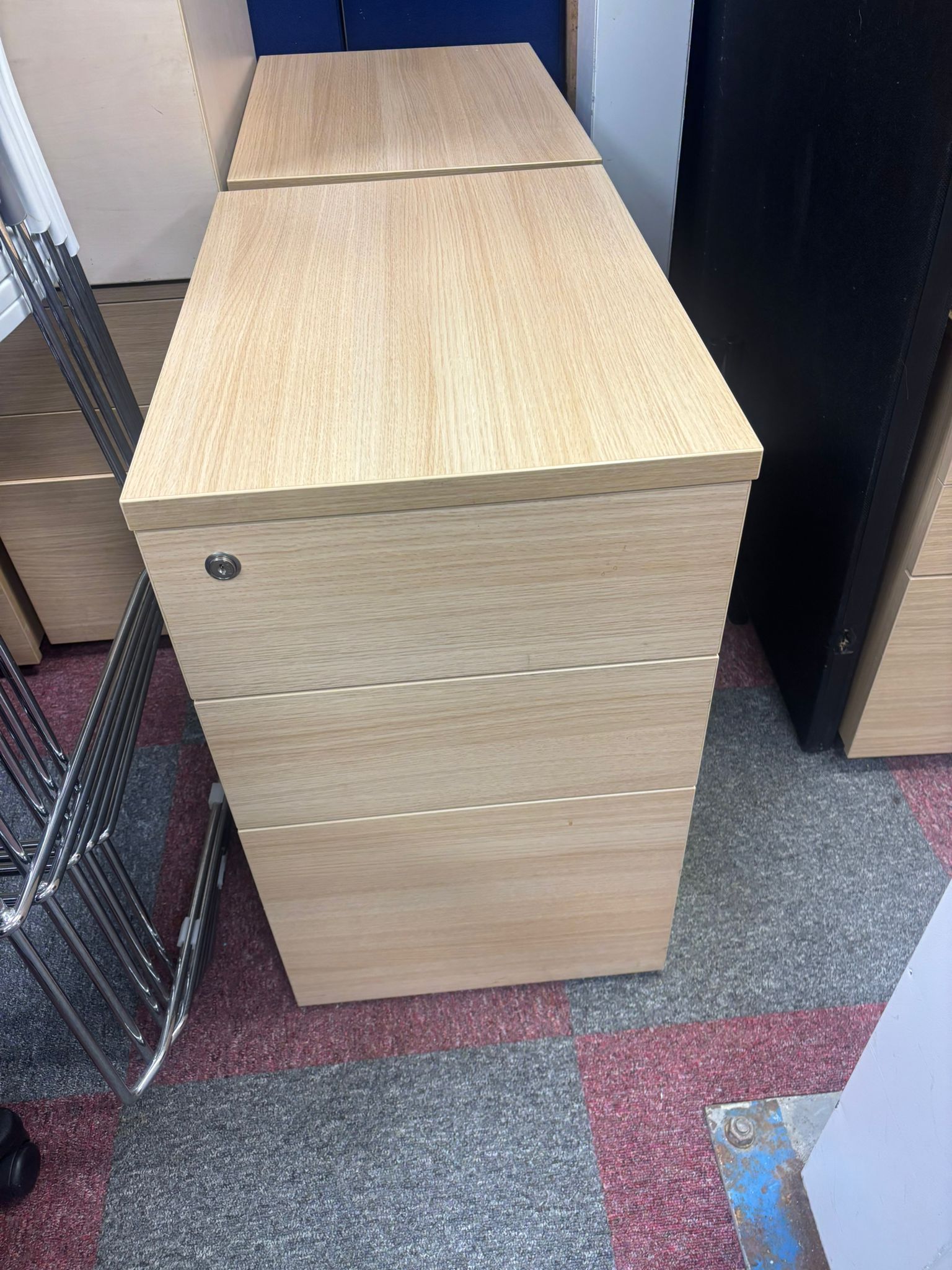Used Pedestals  Desk High