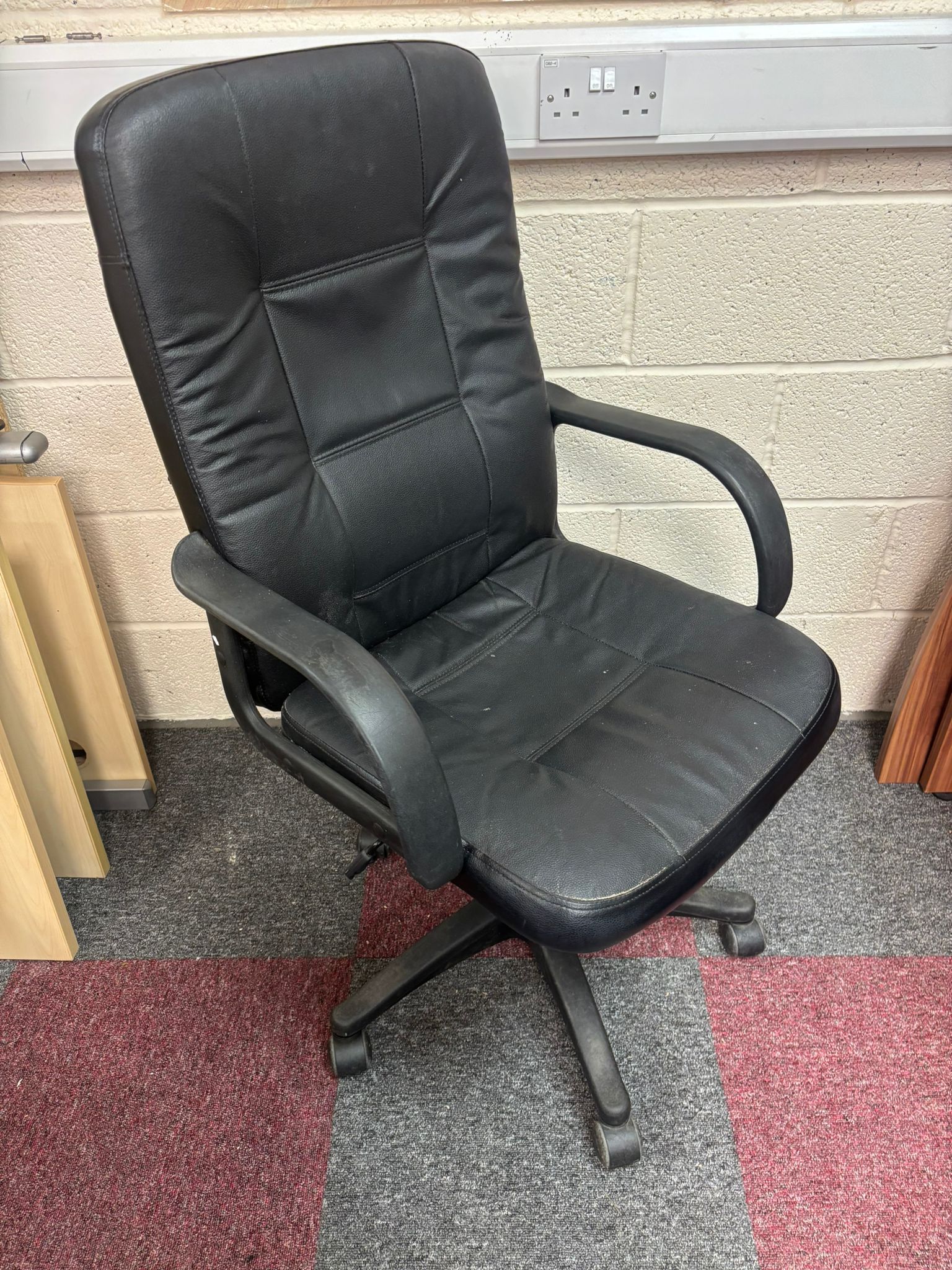 Used Leather Managers Chair