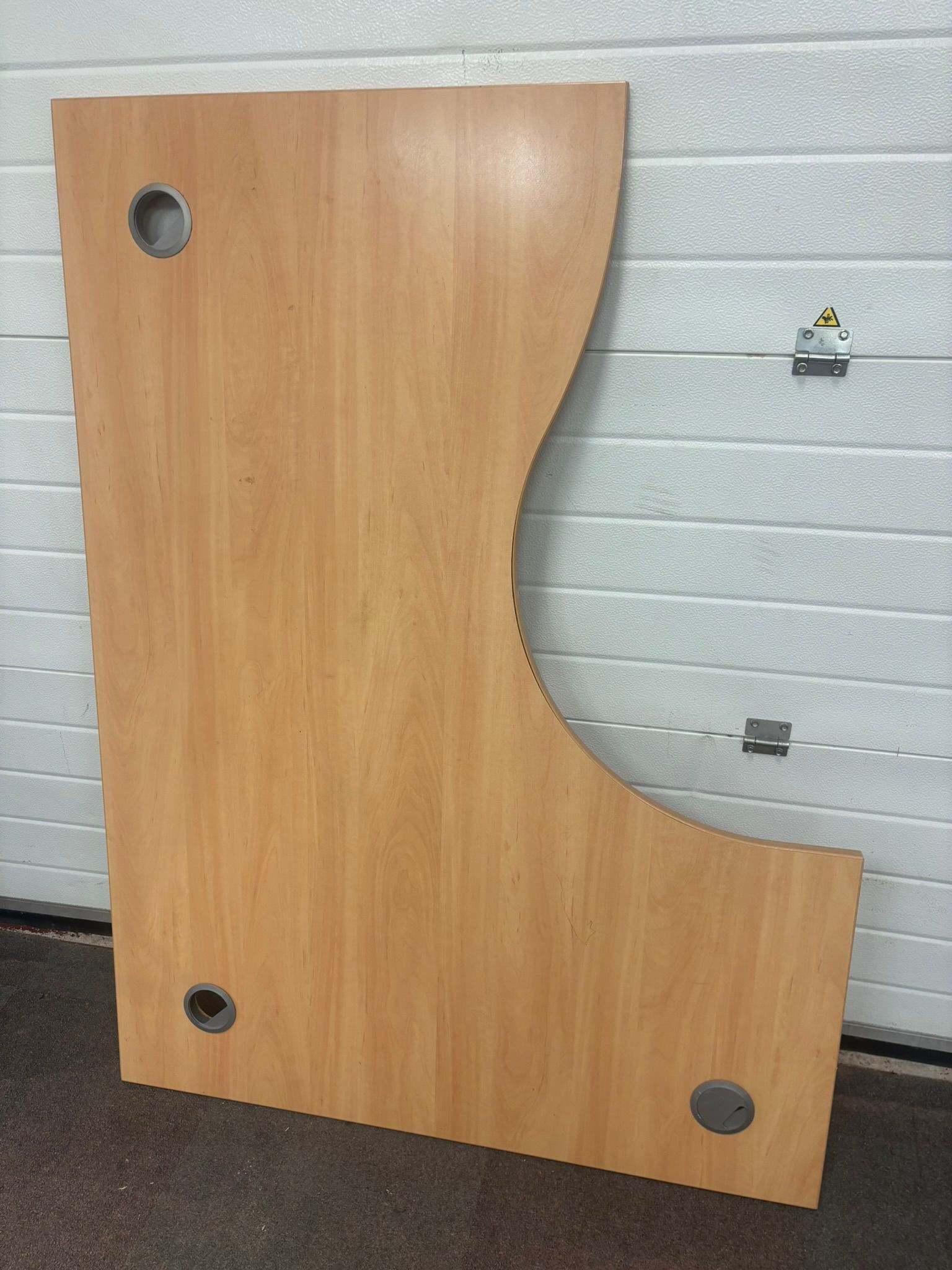 Used 1800 mm Curved Wave Desk