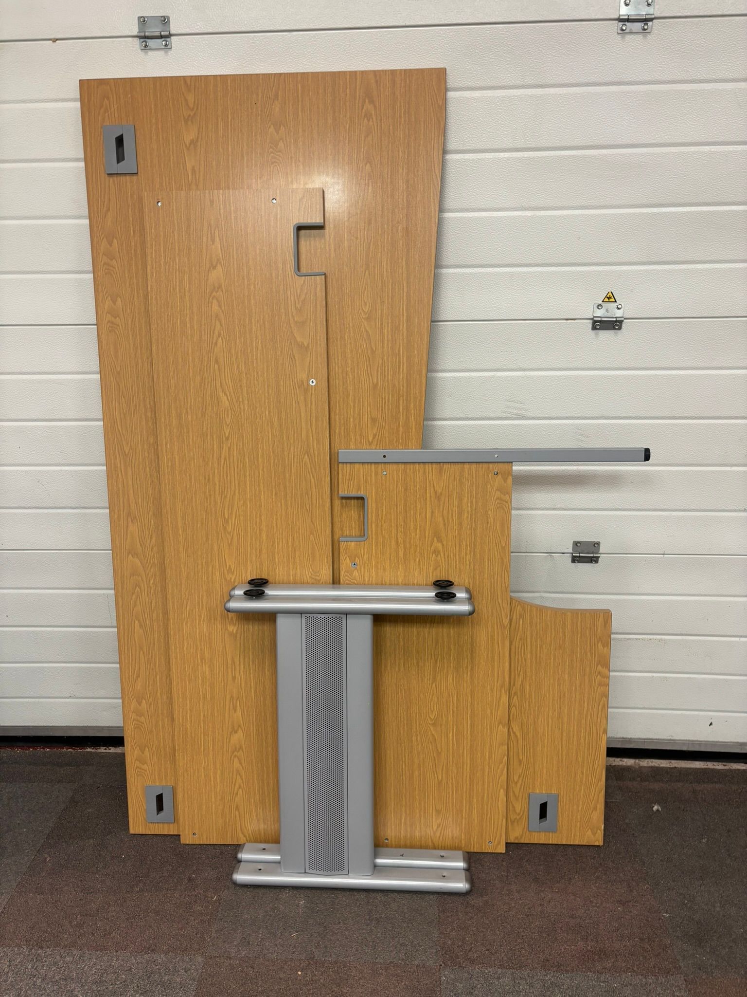 1800 mm Left Hand Return Desk
