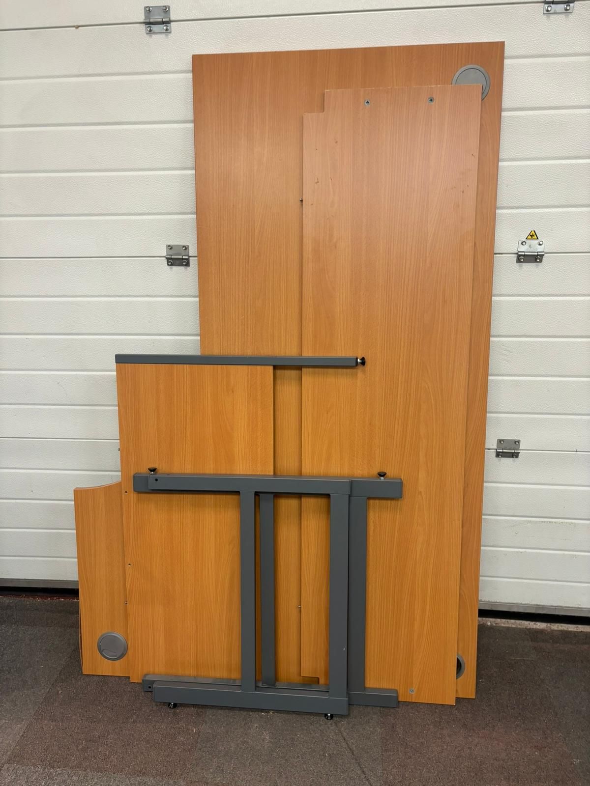 Used Right Hand 1800 mm Desk