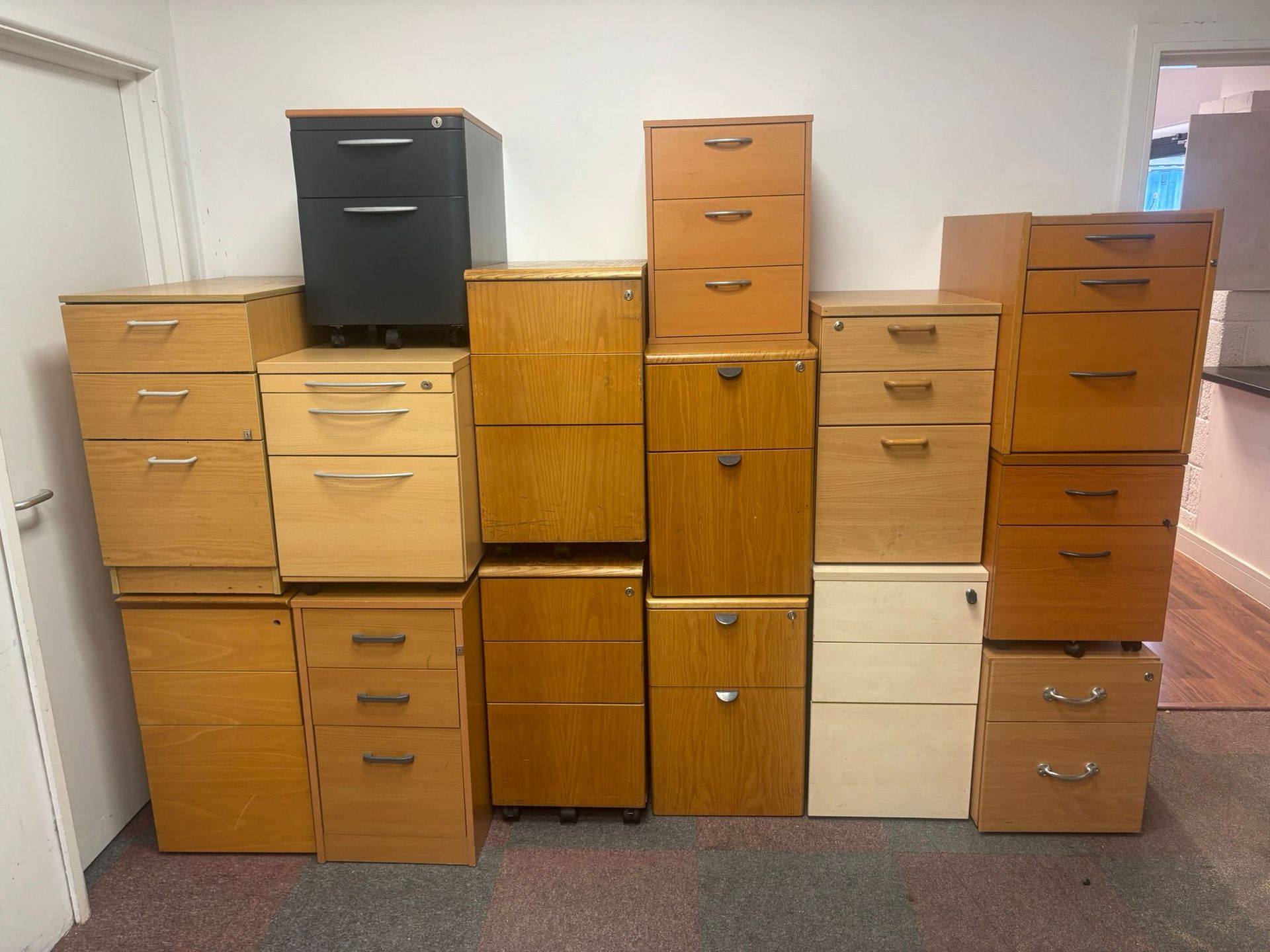 Used Range Of Pedestals