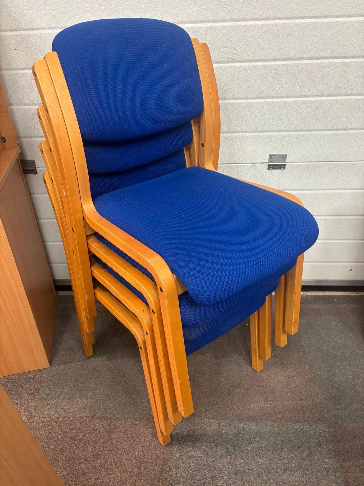 Renior Meeting Chairs
