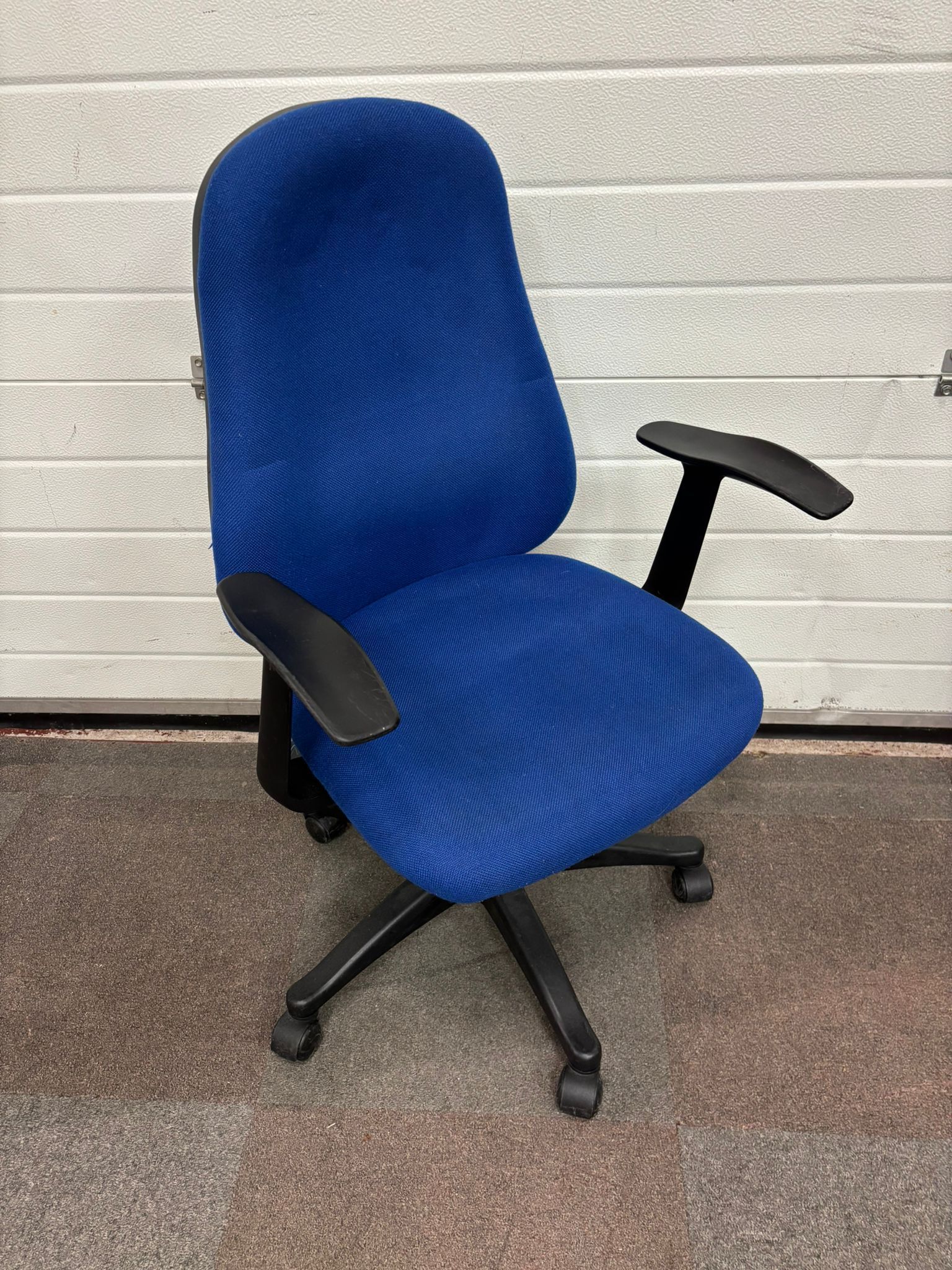 Used fixed Armed Operator Chair