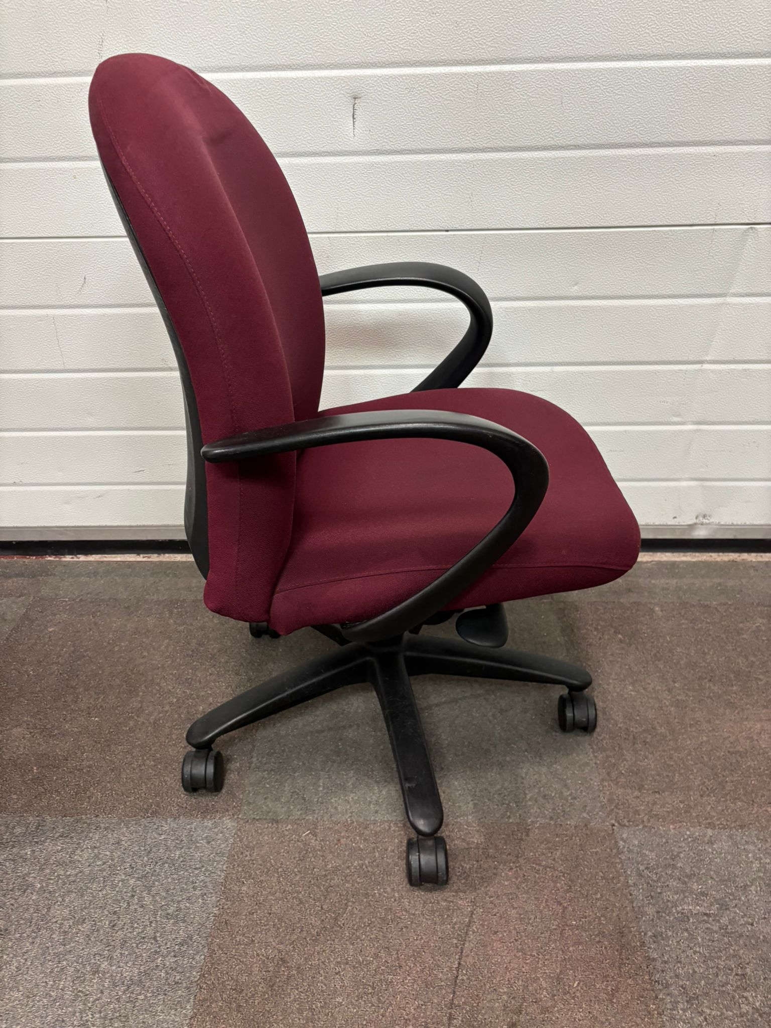 Used Adjustable Office Chair