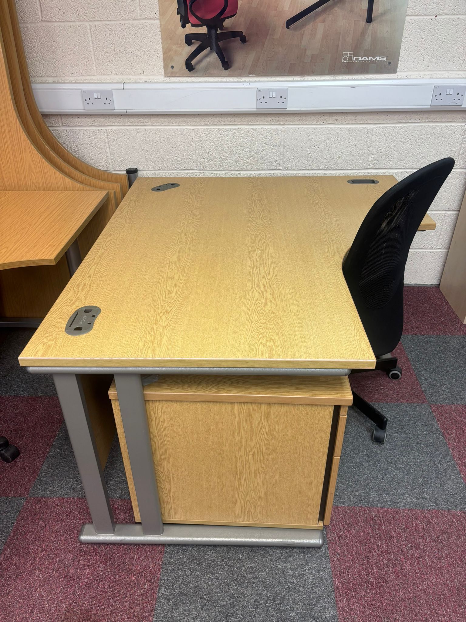 Used Right Hand Desk