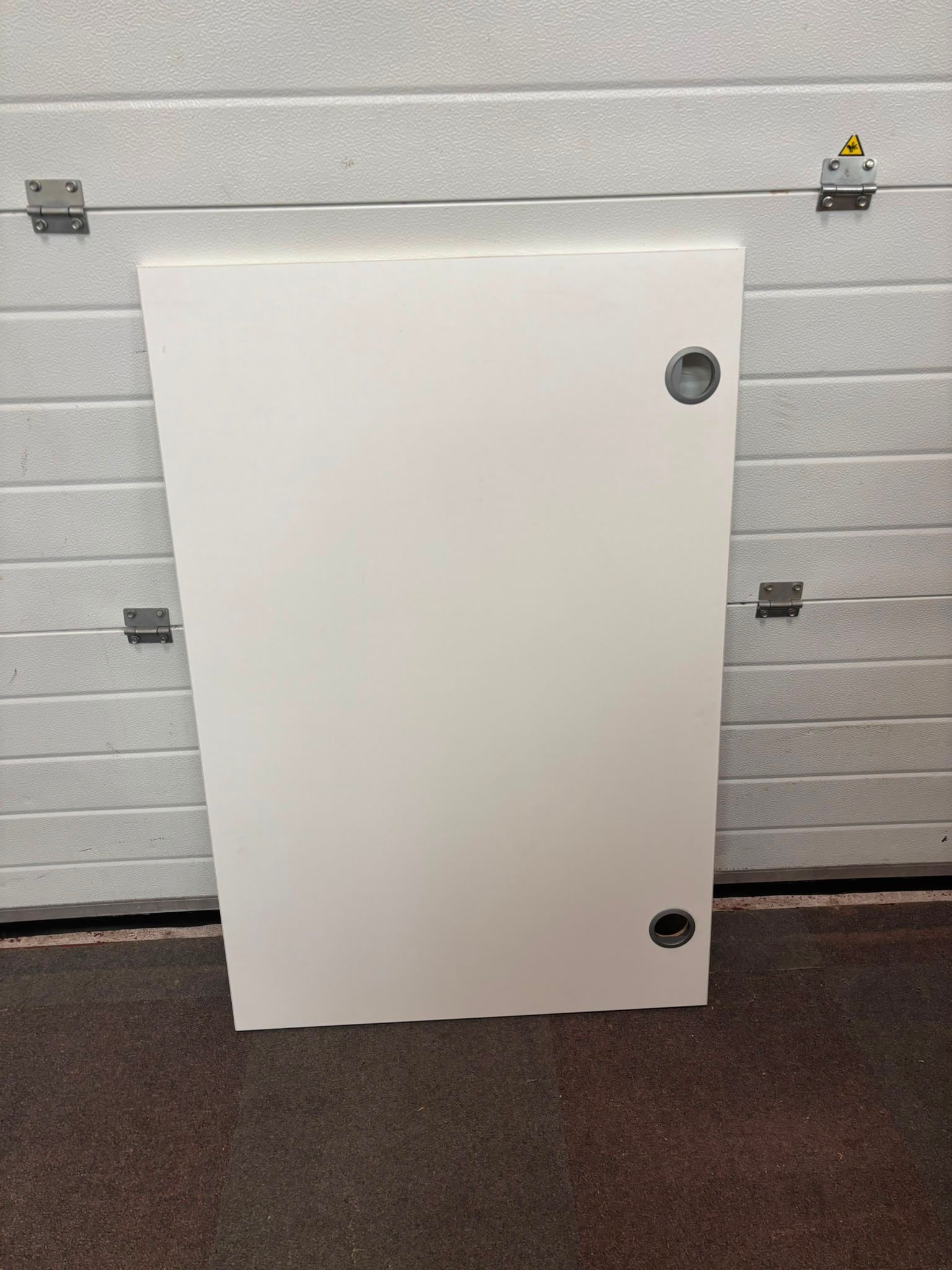 White 1400 mm Desk