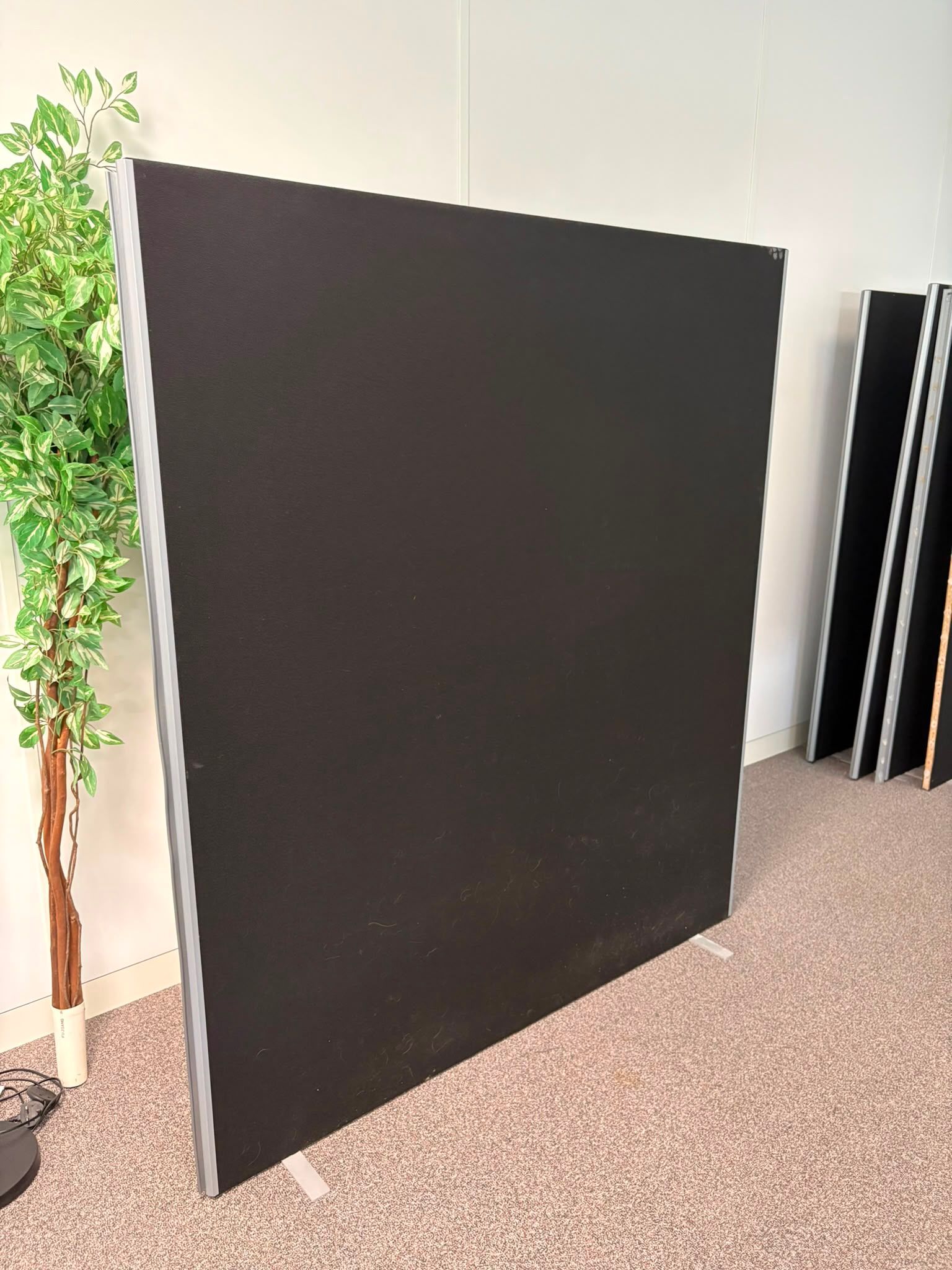 Used partition screens
