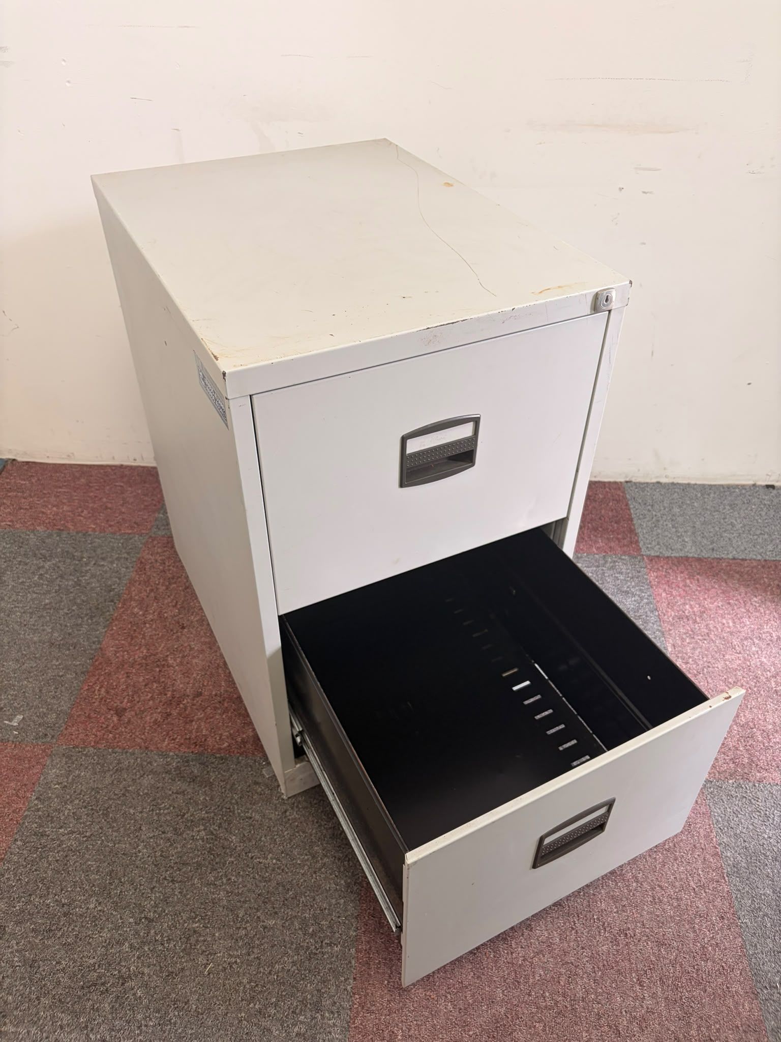Used Silver - Two Drawer Filing Cabinet