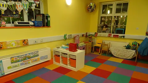 Piglets play room