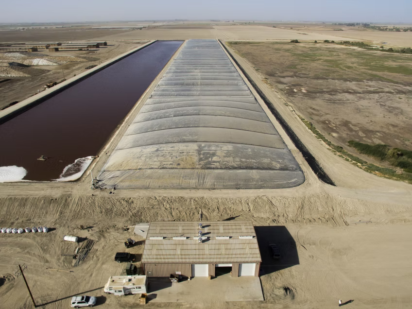 Anaerobic Digester to Renewable Natural Bio-Gas Project for Dairy Farm in Verwey-Hanford Dairy Digester - Hanford, CA - Online Date: October 2016
End-Use: Renewable Electricity
Project Type: New (Digester & Engine)
Digester Tech: Covered Lagoon