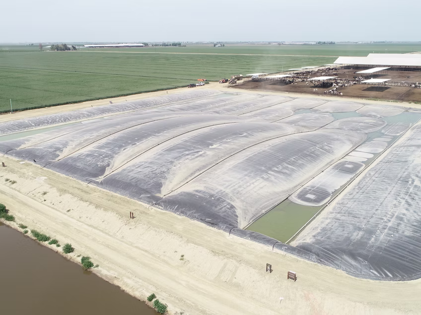 Anaerobic Digester to Renewable Natural Bio-Gas Project for Dairy Farm in Cornerstone Dairy - Pixley, CA - Online Date: April 2019
End-Use: RNG / CNG
Project Type: New (Digester)
Digester Tech: Covered Lagoon