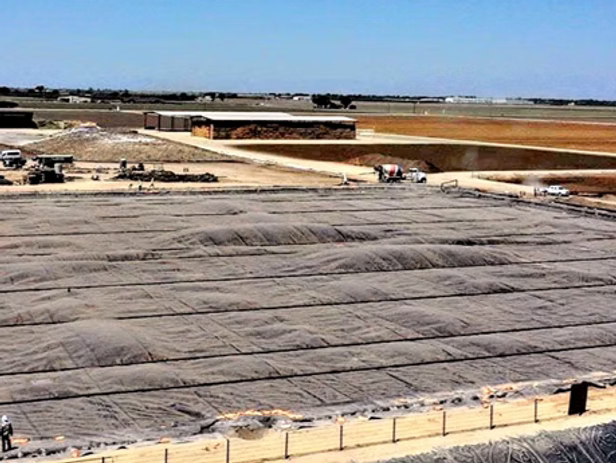 Anaerobic Digester to Renewable Natural Bio-Gas Project for Dairy Farm in Decade Dairy Centralized Digester - Tulare, CA - Online Date: July 2021
End-Use: RNG / CNG
Project Type: New (Digester)
Digester Tech: Covered Lagoon