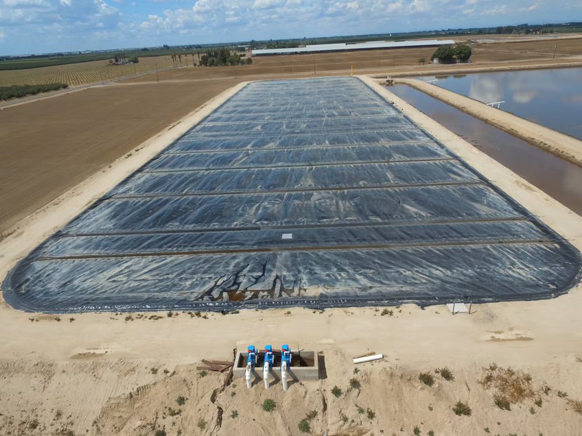 Anaerobic Digester to Renewable Natural Bio-Gas Project for Dairy Farm in Double D Dairy - Ceres, CA - Online Date: September 2020
End-Use: RNG / CNG, Renewable Electricity
Project Type: New (Digester)
Digester Tech: Covered Lagoon