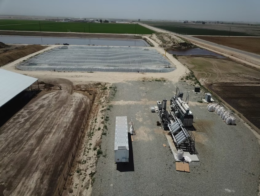 Anaerobic Digester to Renewable Natural Bio-Gas Project for Dairy Farm in FM Jerseys Dairy Digester - Tipton, CA - Online Date: March 2021
End-Use: RNG / CNG
Project Type: New (Digester)
Digester Tech: Covered Lagoon