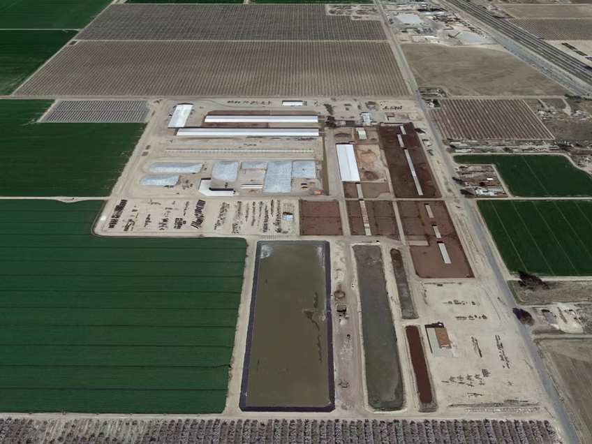 Anaerobic Digester to Renewable Natural Bio-Gas Project for Dairy Farm in Four J Farms Dairy Digester - Pixley, California - Projected Online Date: 2025
End-Use: RNG / CNG (Pipeline)
Project Type: New (Digester)
Digester Tech: Covered Lagoon