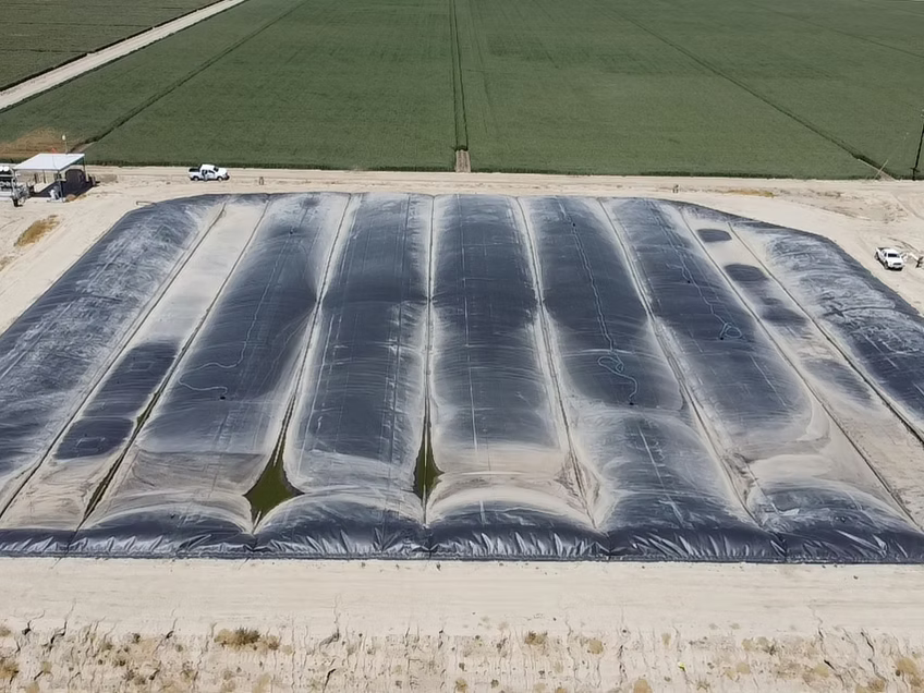 Anaerobic Digester to Renewable Natural Bio-Gas Project for Dairy Farm in High Roller Dairy Digester - Hanford, California - Online Date: March 2023
End-Use: RNG / CNG (Pipeline)
Project Type: New (Digester)
Digester Tech: Covered Lagoon