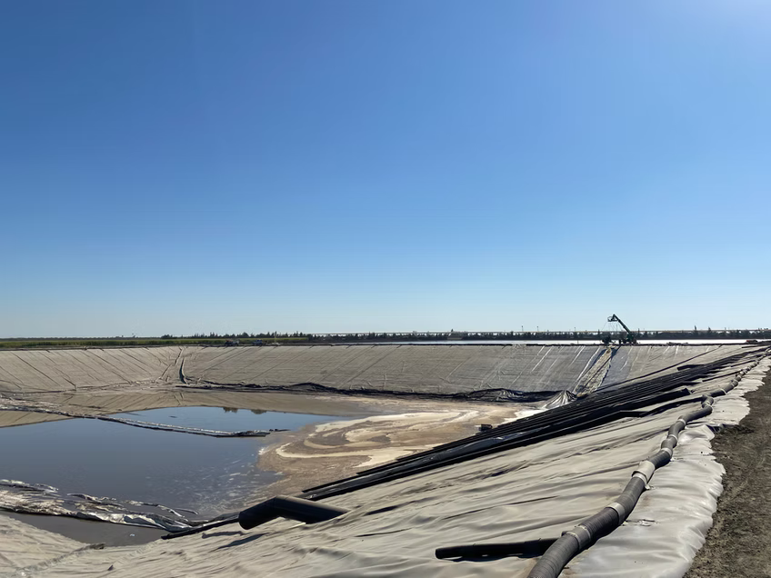 Anaerobic Digester to Renewable Natural Bio-Gas Project for Dairy Farm in Lakeside Energy Dairy Digester - Hanford, California - Online Date: October 2021
End-Use: RNG / CNG (Pipeline)
Project Type: New (Digester)
Digester Tech: Covered Lagoon
