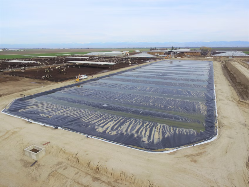 Anaerobic Digester to Renewable Natural Bio-Gas Project for Dairy Farm in Little Rock Centralized Dairy Digester - Pixley, CA - Online Date: December 2019
End-Use: RNG/CNG
Project Type: New (Digester)
Digester Tech: Covered Lagoon