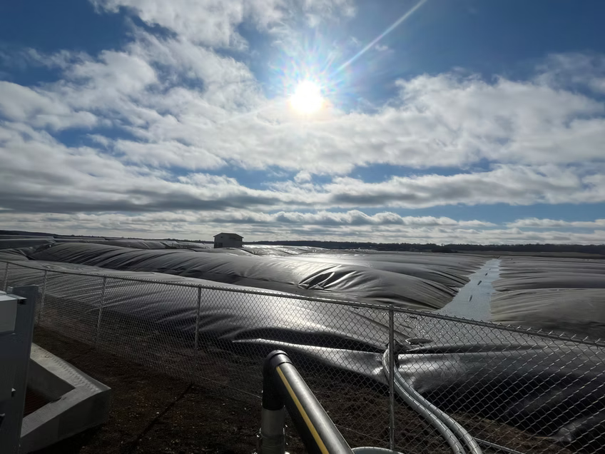 Anaerobic Digester to Renewable Natural Bio-Gas Project for Dairy Farm in Pinnacle Dairy - Broadhead, WI - Online Date: March 2024
End-Use: RNG / CNG (Pipeline)
Project Type: New (Digester)
Digester Tech: Covered Lagoon