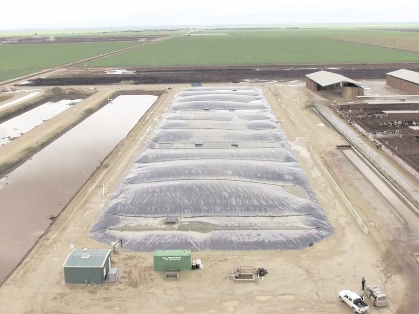 Anaerobic Digester to Renewable Natural Bio-Gas Project for Dairy Farm in Robert Vander Eyk Dairy - Tulare County, CA - Online Date: December 2018
End-Use: RNG / CNG
Project Type: New (Digester)
Digester Tech: Covered Lagoon