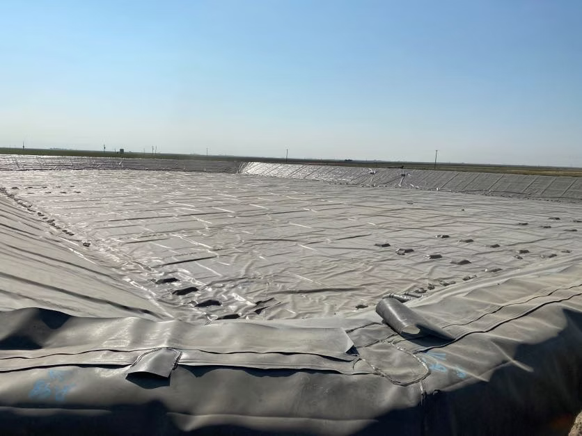 Anaerobic Digester to Renewable Natural Bio-Gas Project for Dairy Farm in Rockshar Dairy Digester - Merced, California - Online Date: April 2022
End-Use: RNG / CNG (Pipeline)
Project Type: New (Digester)
Digester Tech: Covered Lagoon