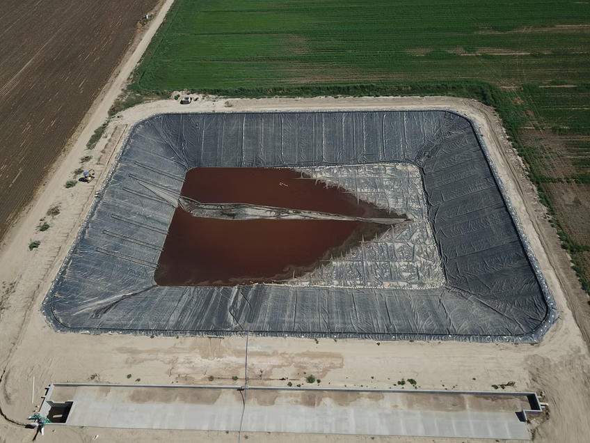 Anaerobic Digester to Renewable Natural Bio-Gas Project for Dairy Farm in Schott Dairy Digester - Tipton, California - Online Date: November 2021
End-Use: RNG / CNG (Pipeline)
Project Type: New (Digester)
Digester Tech: Covered Lagoon