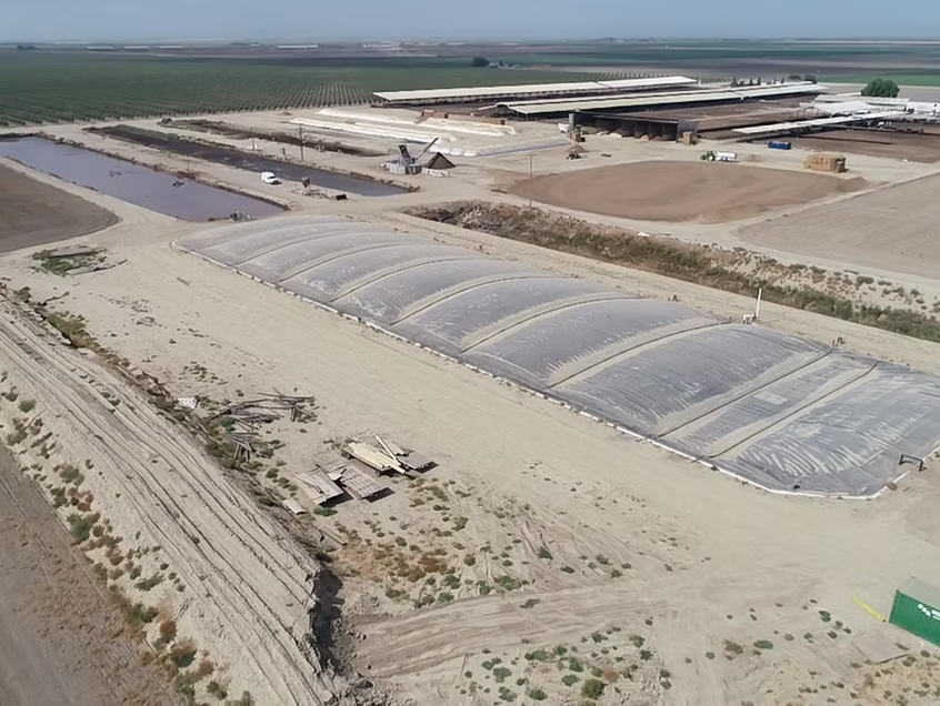 Anaerobic Digester to Renewable Natural Bio-Gas Project for Dairy Farm in Sousa & Sousa Dairy - Pixley, CA - Online Date: June 2019
End-Use: RNG / CNG, Renewable Electricity
Project Type: New (Digester)
Digester Tech: Covered Lagoon