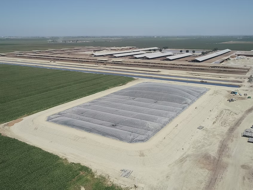 Anaerobic Digester to Renewable Natural Bio-Gas Project for Dairy Farm in Vander Poel Dairy - Pixley, CA - Online Date: August 2019
End-Use: RNG / CNG
Project Type: New (Digester)
Digester Tech: Covered Lagoon