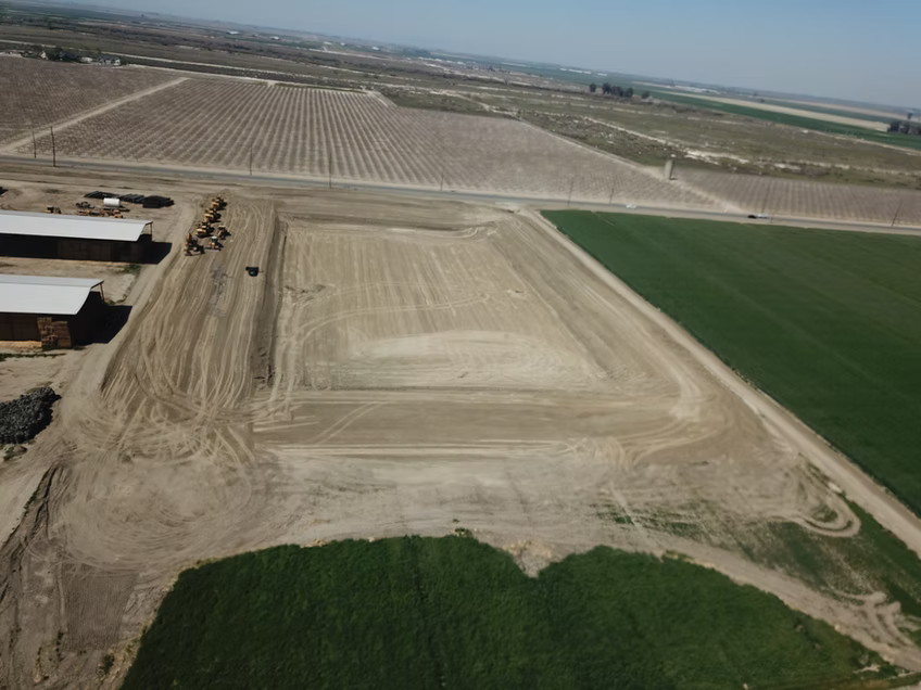 Anaerobic Digester to Renewable Natural Bio-Gas Project for Dairy Farm in Yokum Dairy Digester (Previously Double L Cattle) - Hanford, California - Online Date: May 2022
End-Use: RNG / CNG (Pipeline)
Project Type: New (Digester)
Digester Tech: Covered Lagoon