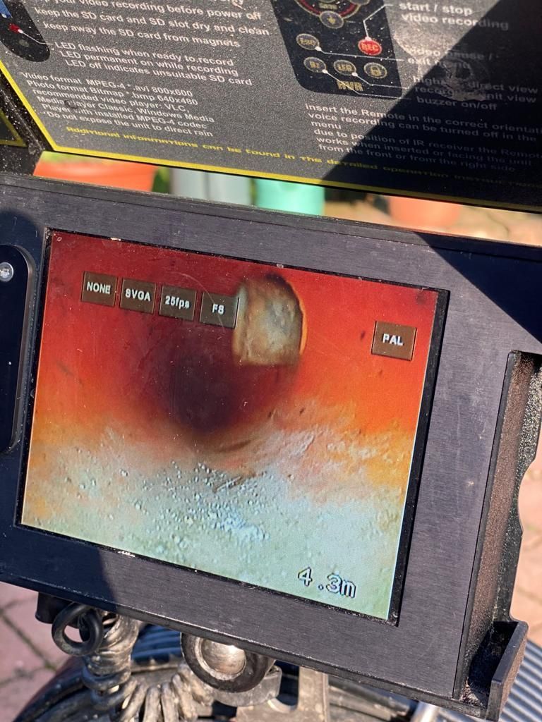 Telelcamera per videoispezioni e rilevatore tubi nascosti