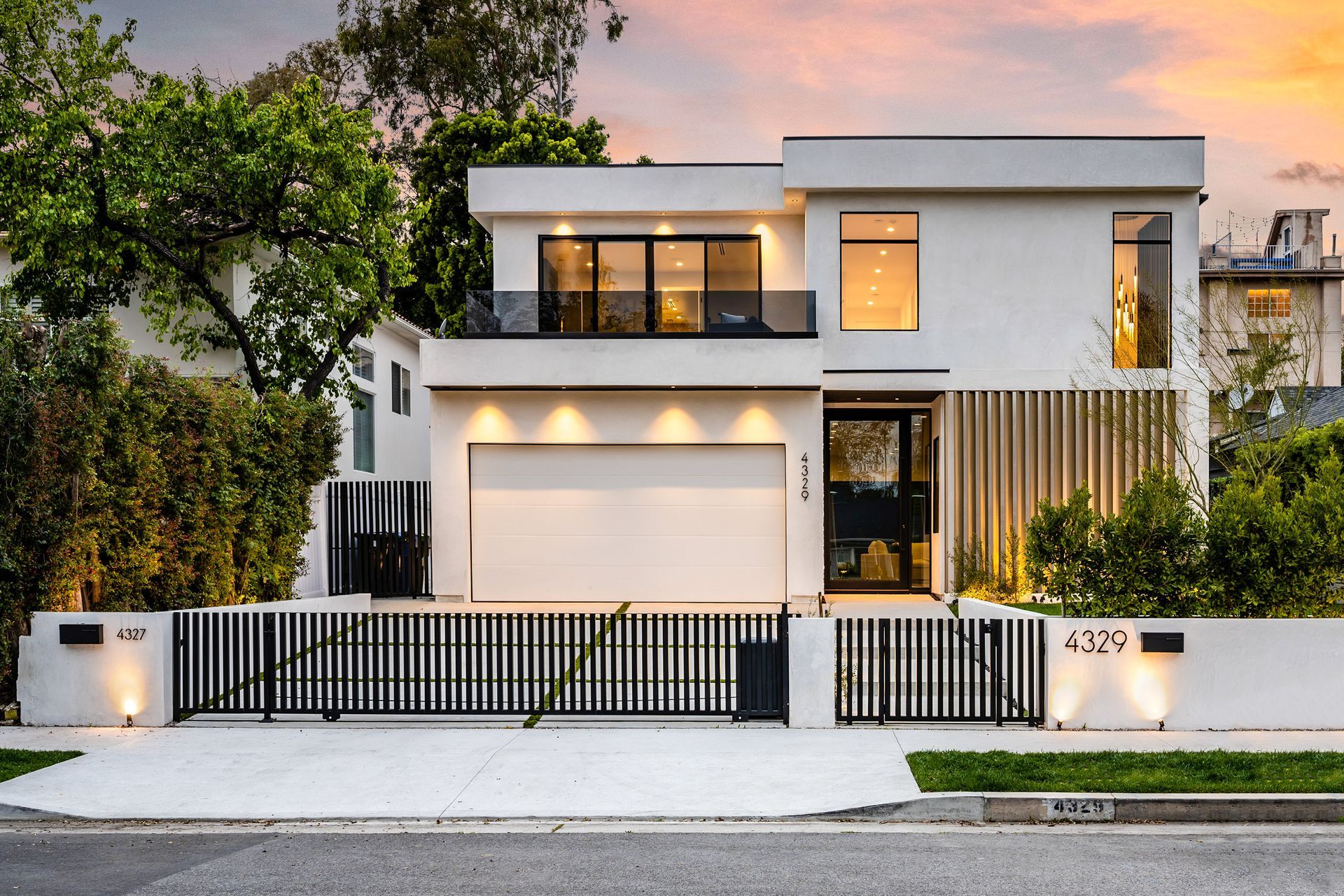 Sacramento Luxury Real Estate | White home - Beth Ellinthorpe Realtor | Luxury Real Estate