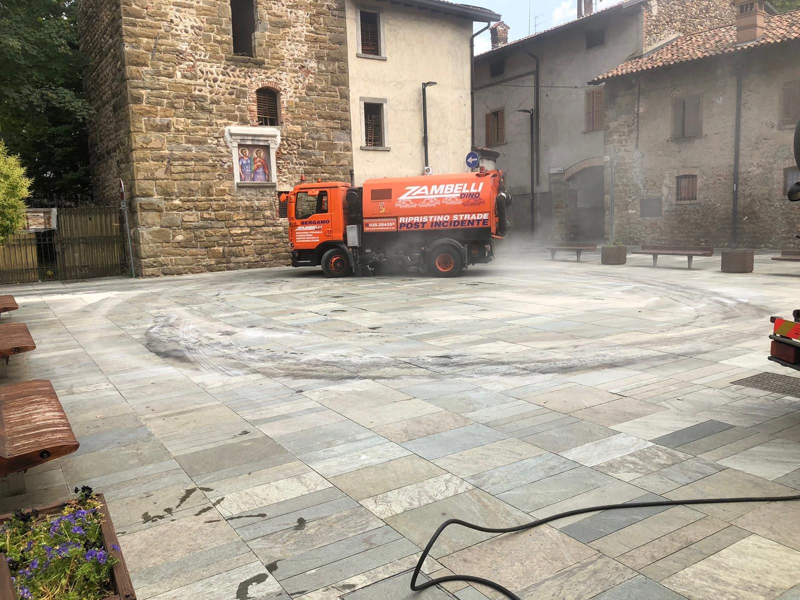 lavaggio strade
