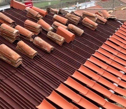 instalacion de tejados con onduline bajo teja en sarinena, huesca