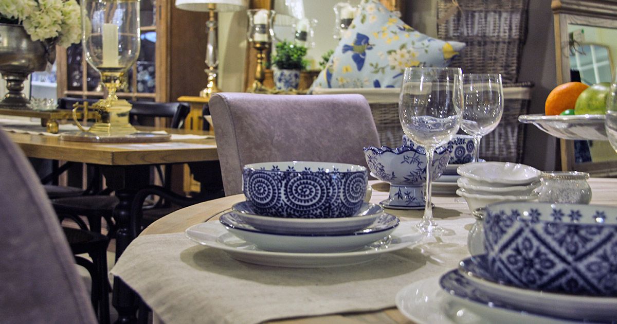 Country Homes & Interiors