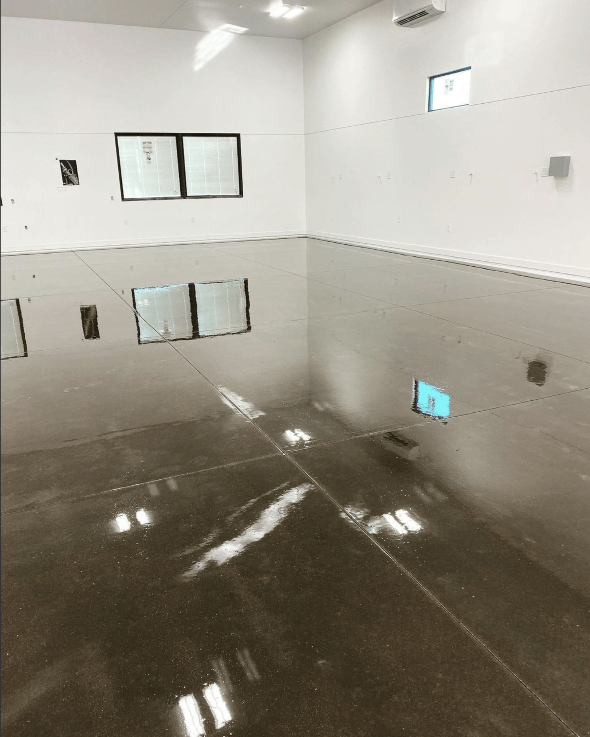 Epoxy floor, Epoxy