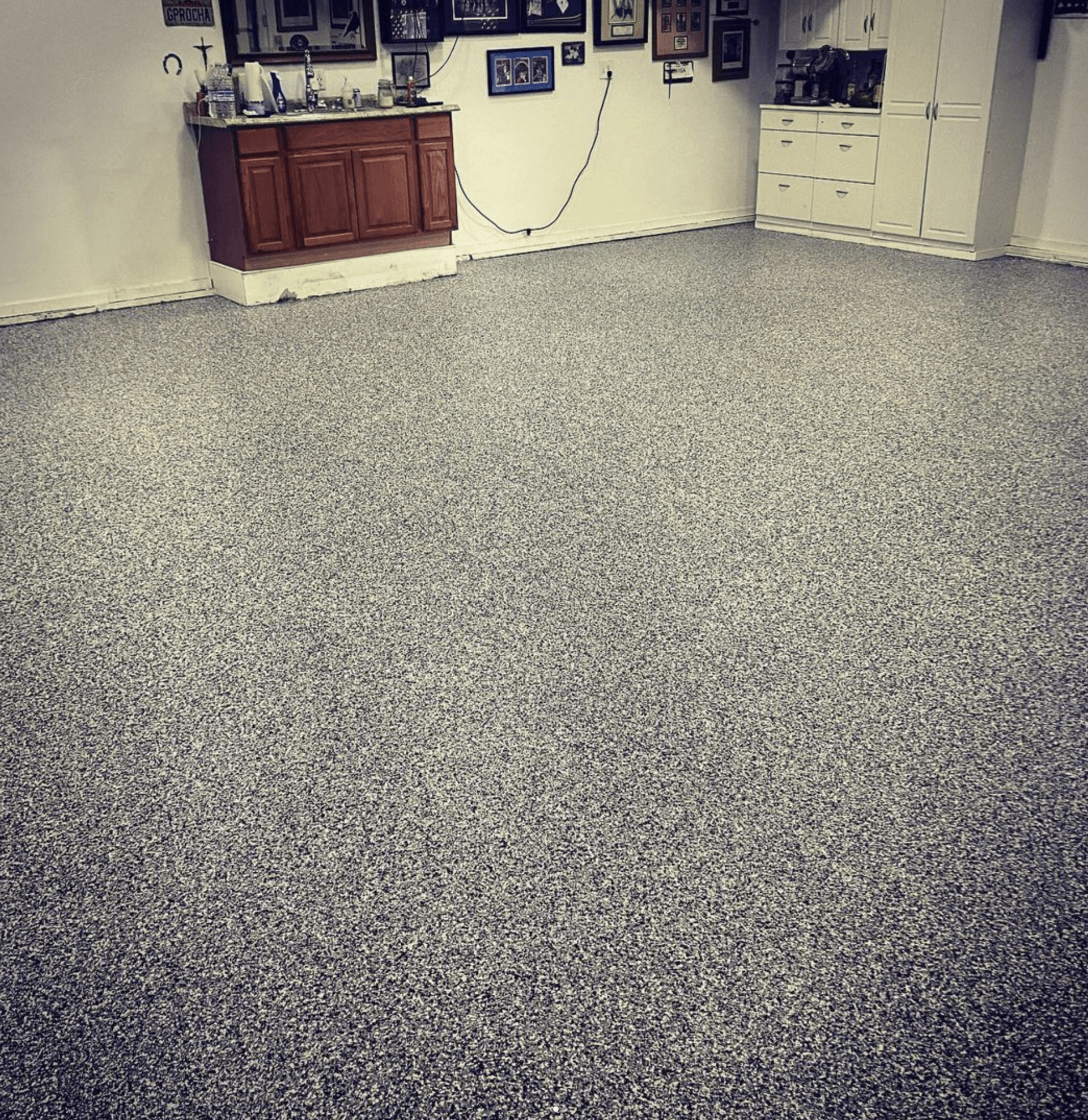 Epoxy floor, Epoxy