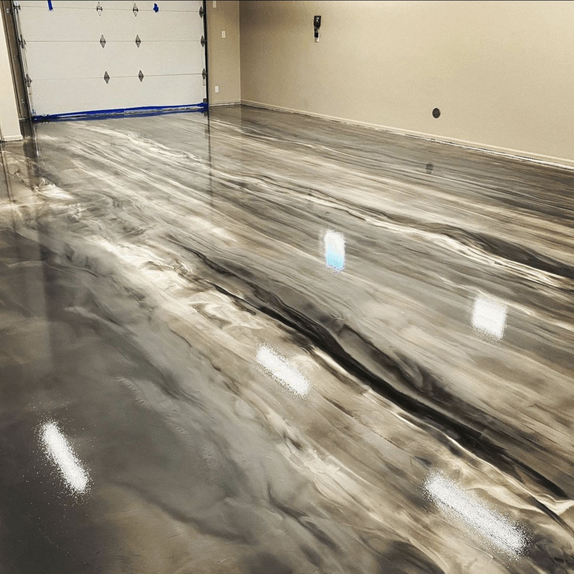 Epoxy floor, Epoxy